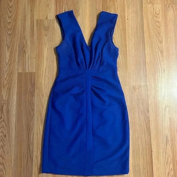 Express Dress - Picture 1 of 4